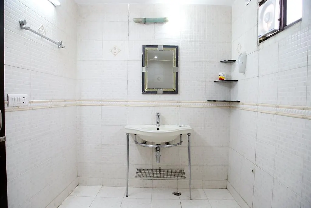 Hotel Ananda 3*, Delhi (National Capital Territory of India)