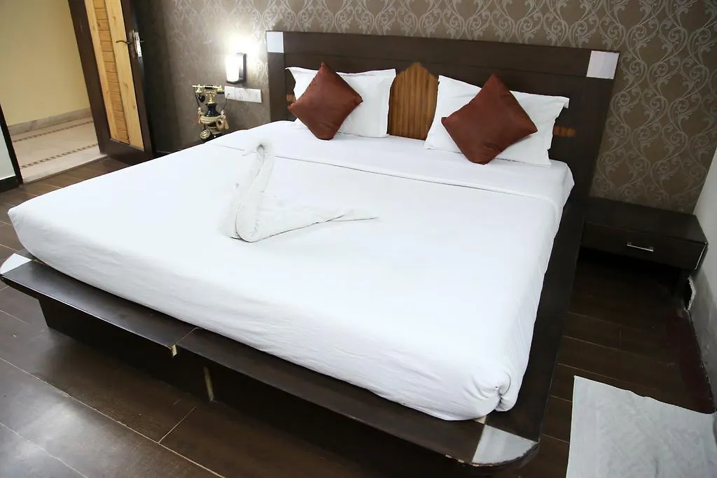 Hotel Ananda