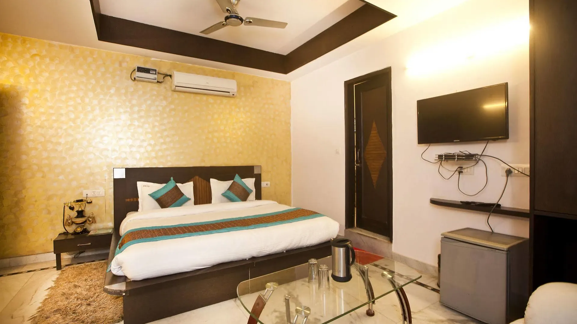Hotel Ananda