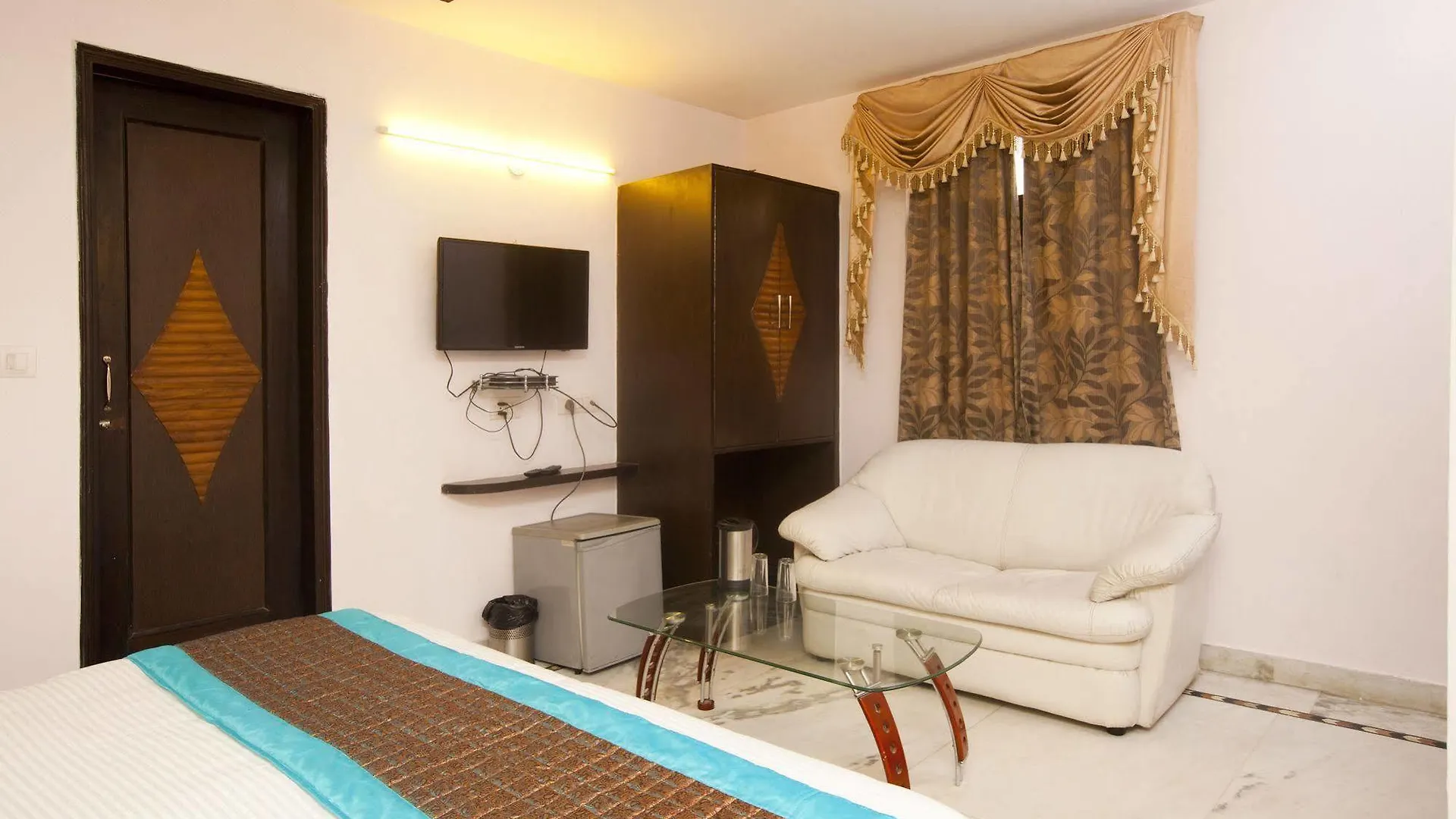 Hotel Ananda