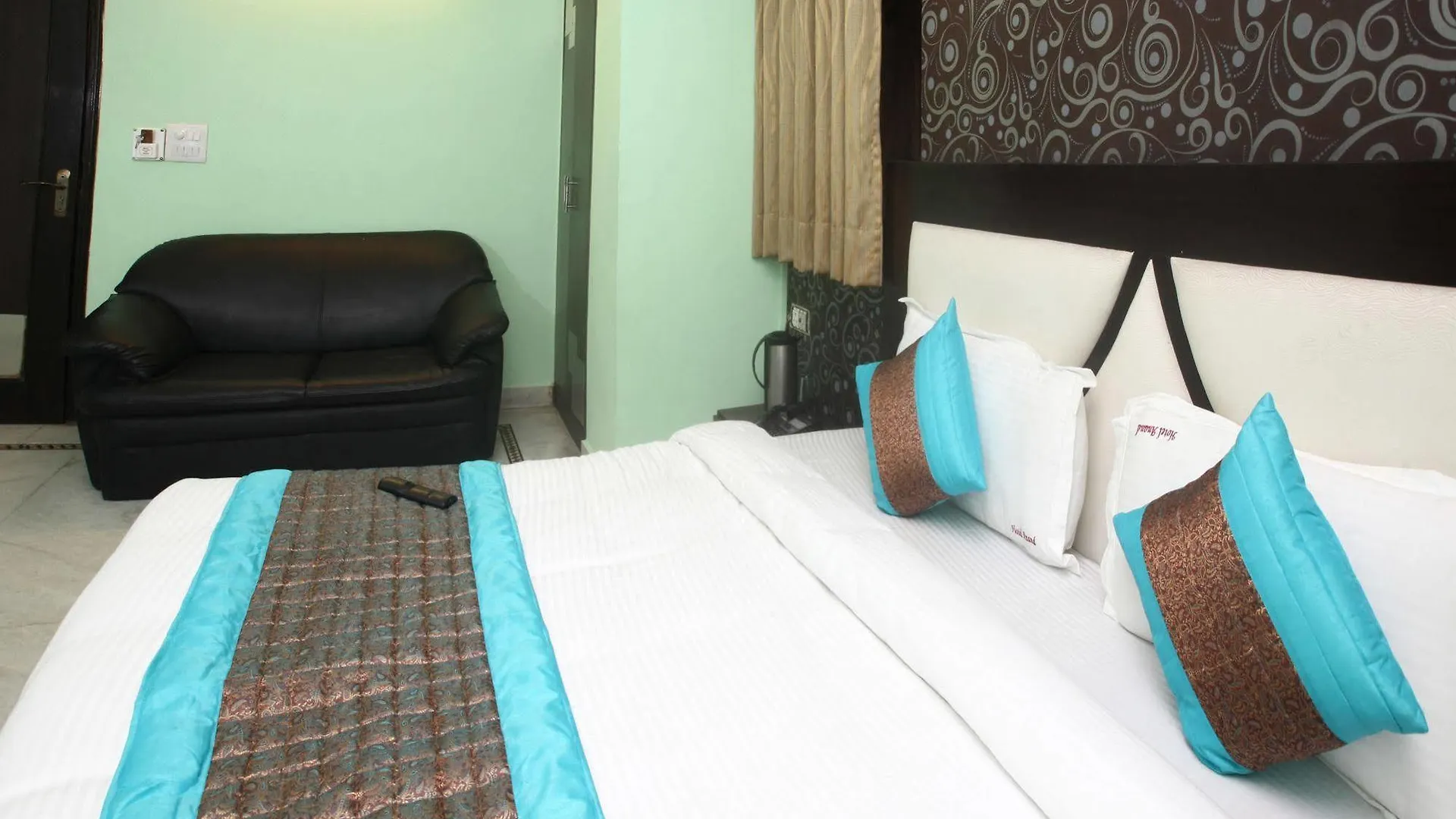 Hotel Ananda 3*, Delhi (National Capital Territory of India)