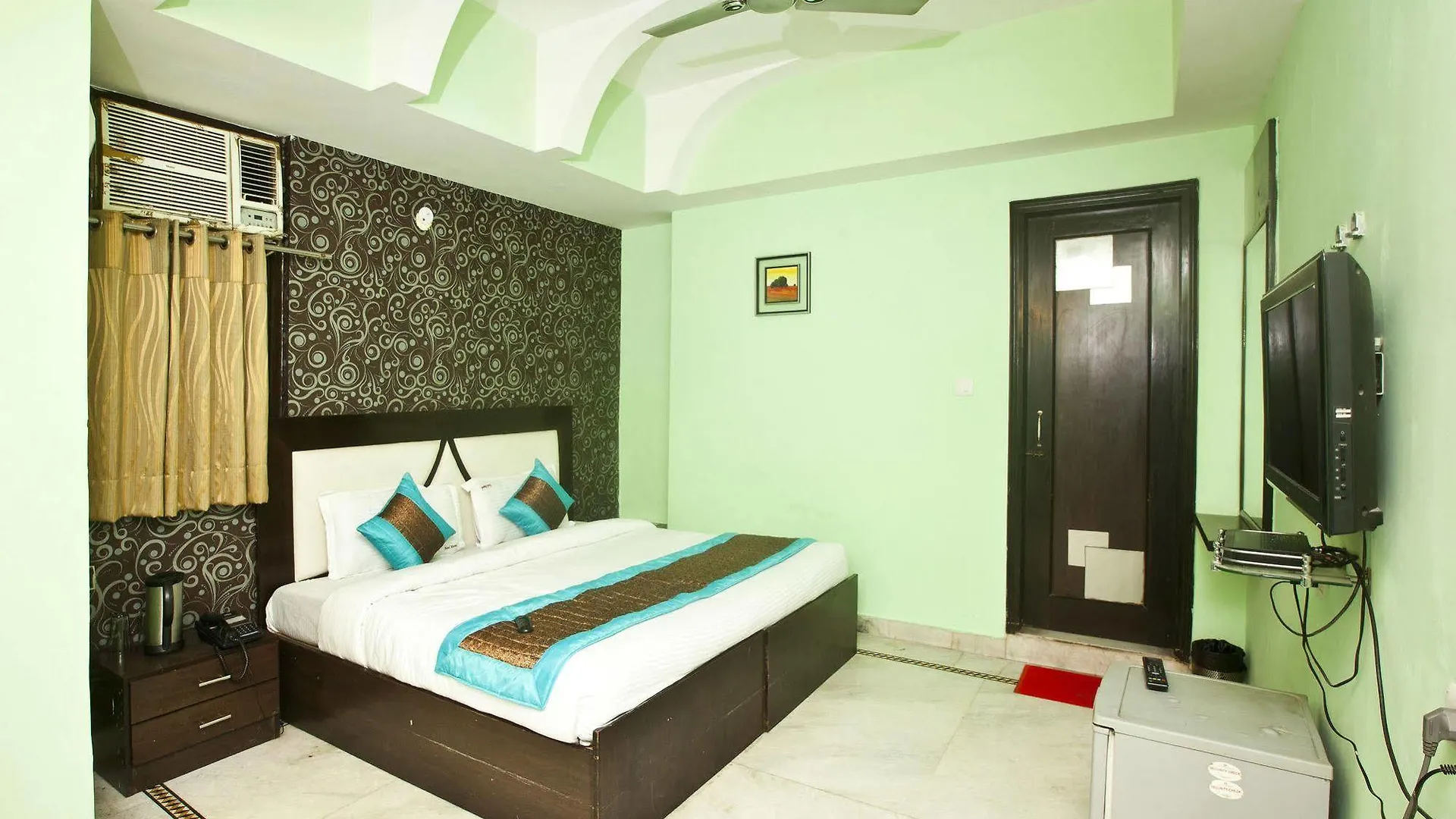 Hotel Ananda India
