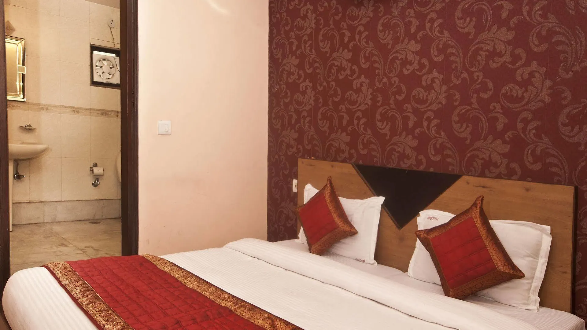 Hotel Ananda  Delhi (National Capital Territory of India)